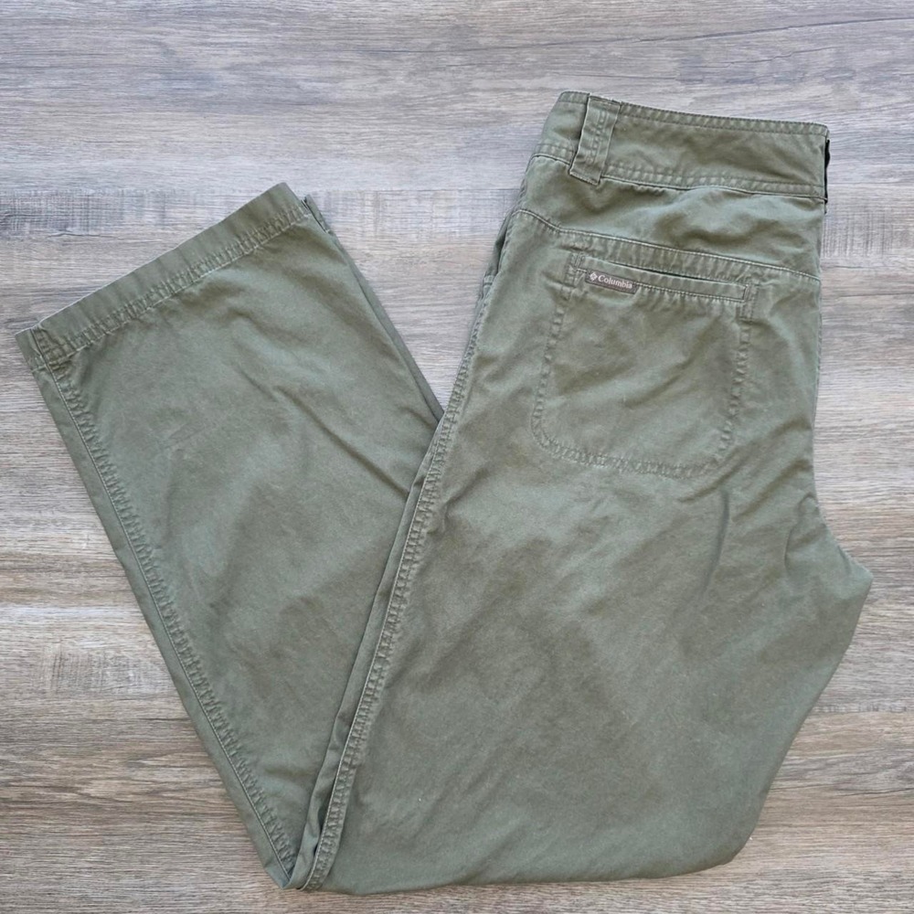 Columbia Olive Green Straight Leg Utility Pants Y2K Gorpcore AL8598 Size 6/10